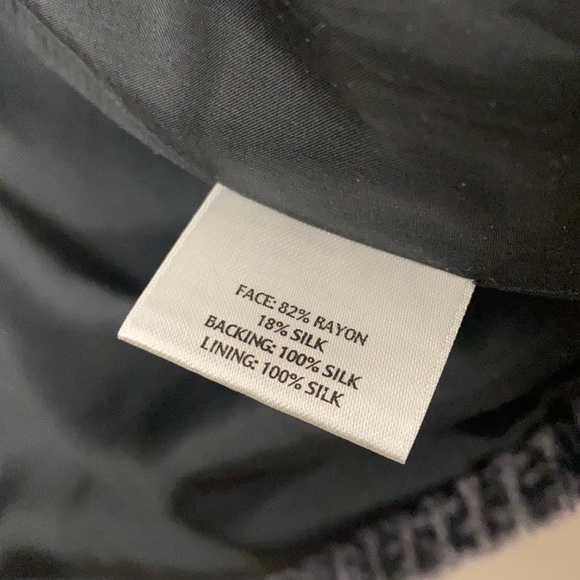 Eileen Fisher Silk Velvet Quilted Open Blazer/Jacket Topper Size Medium - Picture 7 of 10